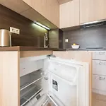 Golden Sands Apartment Apartamento
