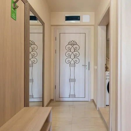 Golden Sands Apartment * Nisipurile de Aur