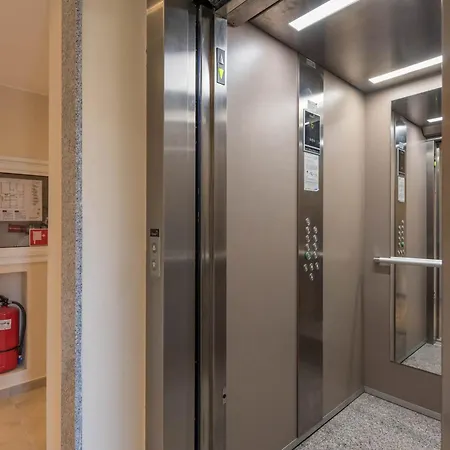 Golden Sands Apartment Apartamento